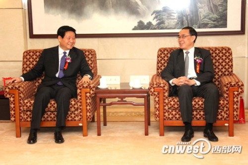 ���ʡί����ӛ��ʡ�L�w�����c�Ї�(li��n)ͨ������(j��ng)��������ͨ����